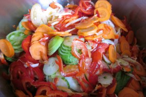 Salata mixta pentru iarna