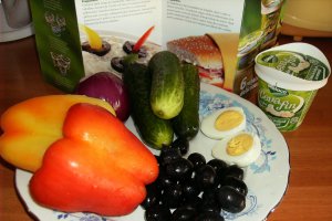 Pasta de branza cu castraveti
