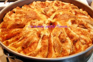 Tarta cu pere si budinca de vanilie