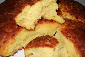 Chifle cu branza