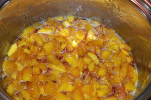 Gem de nectarine cu aroma de lime.