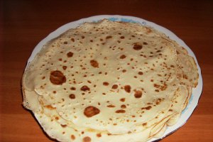 Clatite cu gem de macese