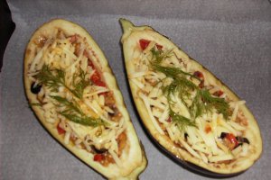 Vinete umplute si cascaval afumat