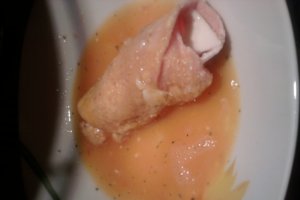 Piept de pui umplut si invelit