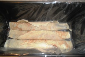 Tort de clatite cu mouse de ciocolata