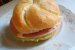 Sandwich cu parizer de vita,mozzarella si varza cu maioneza-1