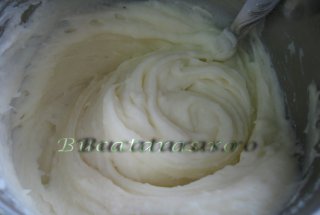Piure cremos cu smantana