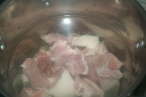 Ciorba de porc cu rosii cherry