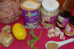 Curry rosu de pui
