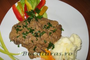Escalop de vitel cu ciuperci