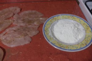 Snitele de pui cu pireu