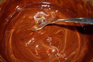 Rulada de ciocolata cu branza dulce si zmeura