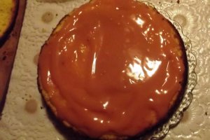Tort cu crema de unt, cafea si nuca