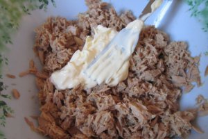 Salata de ton cu mazare