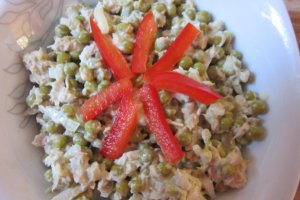 Salata de ton cu mazare