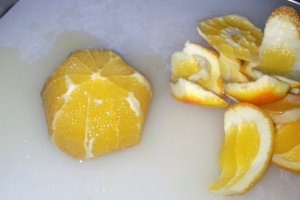 Salata cu fructe de sezon.