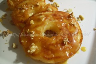 Mere prajite cu nuca si caramel