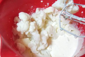 Salata de conopida cu iaurt