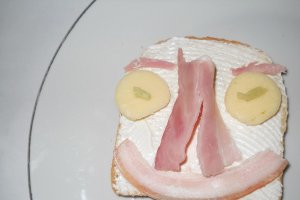 Sandvis cu bacon