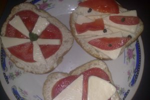 Sandvis cu branza topita