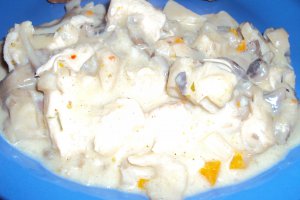Ciulama de ciuperci cu piept de pui