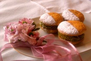 Biscuiti cu crema de cappuccino