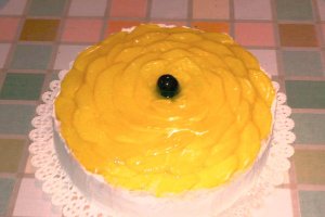 Tort cu piersici