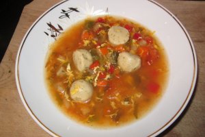 Supa cu legume si galuste de carne