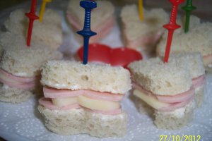Mini Sandwich-uri inimioara