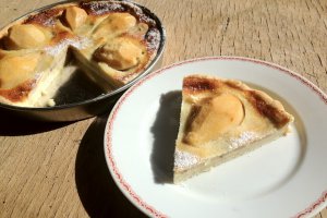 Tarta cu banane si pere
