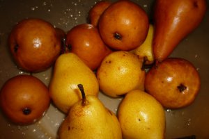 Placinta frageda cu pere si mere