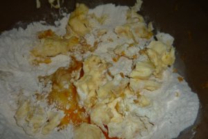 Placinta frageda cu pere si mere