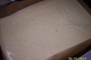 Prajitura cu iaurt insiropata