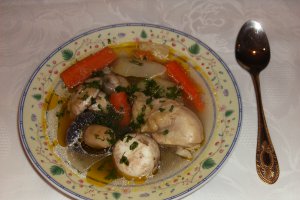 Supa de pui cu ciuperci in vas Zepter