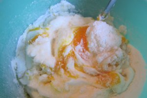 Crema de branza cu zmeura