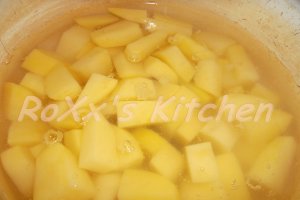 Dum Aloo (Curry de cartofi)