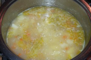 Supa-crema de cartofi cu afumatura si tarhon