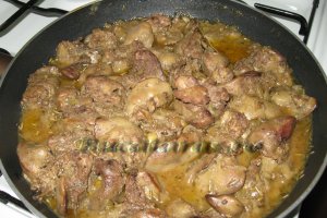 Terina de ficat cu sos de afine