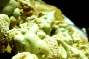 Bezele cu crema de ciocolata