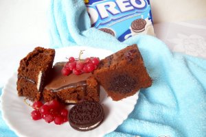 Oreo Brownies(Negresă cu biscuiţi Oreo)