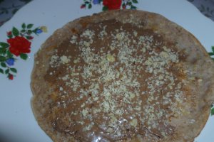 Clatite cu nuca si crema de alune