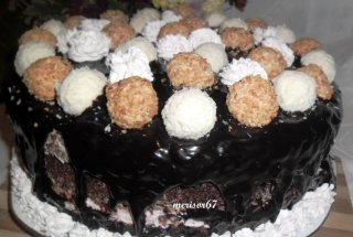 Tort cu crema de visine