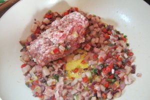 Cannelloni alla Bolognese cu sos Bechamel