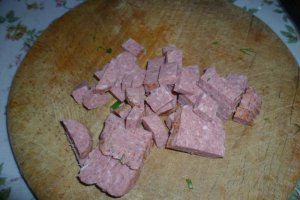 Placinta cu branza sarata si verdeata