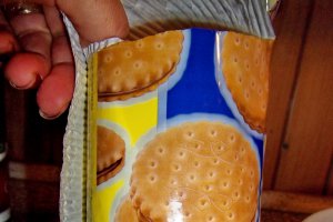 Salam de biscuiti reteta umpluti cu ciocolata