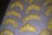 Cornuri pufoase cu nuci si ciocolata-2