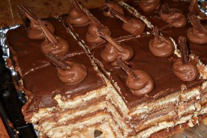 Desert tort de biscuiti