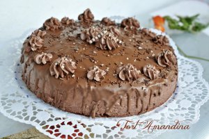 Tort amandina