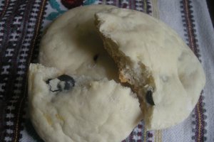 Chifle cu usturoi si masline