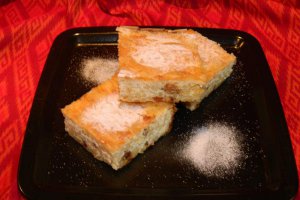 Vargabeles (Budinca cu paste, branza si stafide)